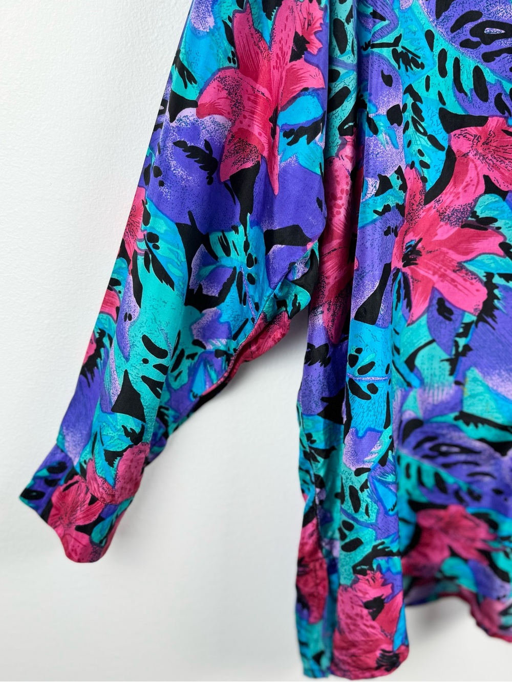 Stunt Collections Silk Blouse 2X - Picture 5 of 15
